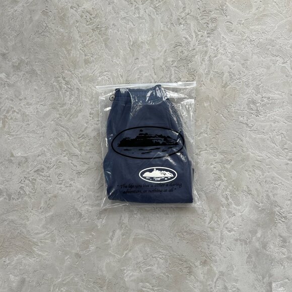 Corteiz RTW "Island" Navy Blue Shorts with Puff Print Logo - Picture 9 of 13